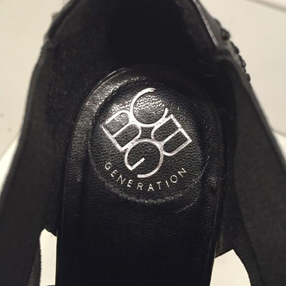 BCBG Strappy bandage Heels - Picture 2 of 3